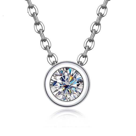 4mm 0.3ct Moissanite Pendant Necklace Round 18K Gold Jewelry