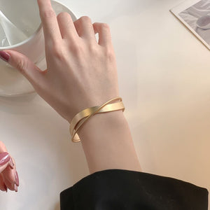 Unique Personality Criss Twist Cuff Bracelet For Women Wedding Jewelry