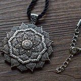 Antique Silver Pendant Necklace Women Ethnic Jewelry 